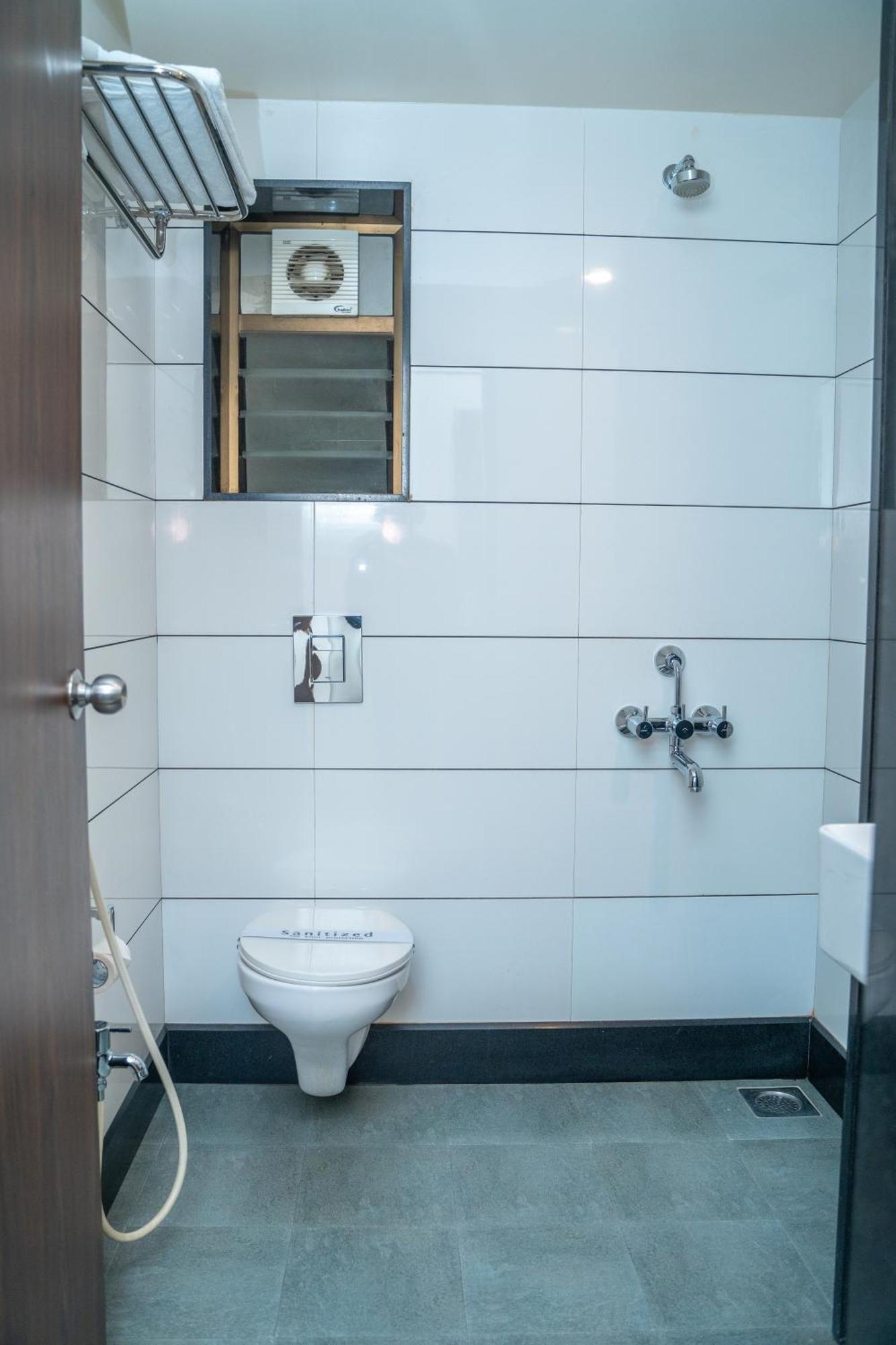Hotel Dreamland Pune Extérieur photo